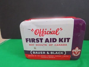 OFFICIAL BOY SCOUTS OF CANADA FIRST AID KIT TIN - Picture 1 of 9