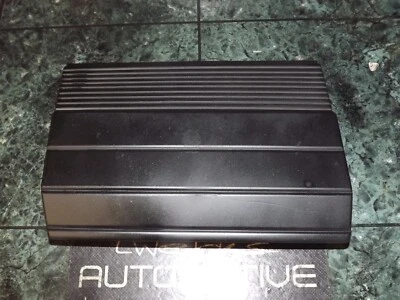 OEM USDM 84-85 Toyota Celica A60 Faro Pasajero Exterior Cubierta Exterior Borde R Foto 1 de 4