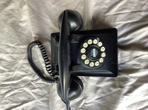 Crosley Modell 302 Bakelit Drucktasten Wählscheiben Tischtelefon - Bild 1 von 4