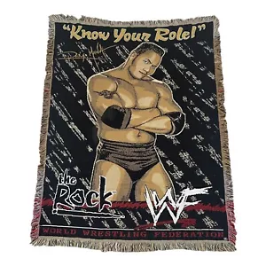 Vintage 90er The Rock WWF Wandteppich Überwurf Decke Afghan Rocky Maivia 42x55 - Bild 1 von 9
