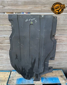 2019-2025 BMW X5 X6 CENTER LEFT SIDE UNDER BODY SPLASH GUARD 71759477803 OEM 39k - Picture 1 of 9