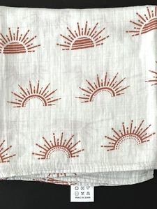 LifeTree Baby Muslin Swaddle Swaddling Blanket Orange Rising Sun 47" - Picture 1 of 3