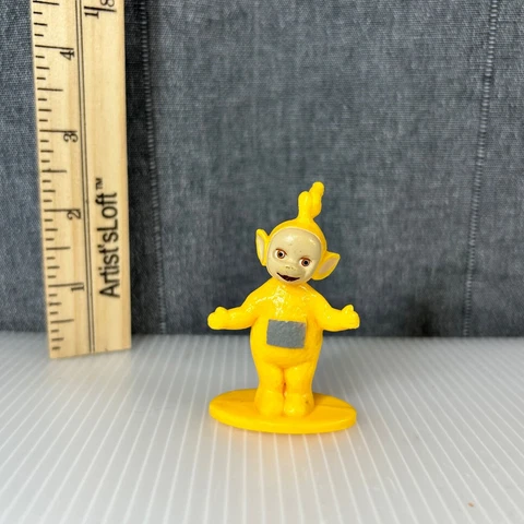 Teletubbies Law-Laa 2.5" Inch Figure Cake Topper 1998 Ragdoll Vintage Cover
