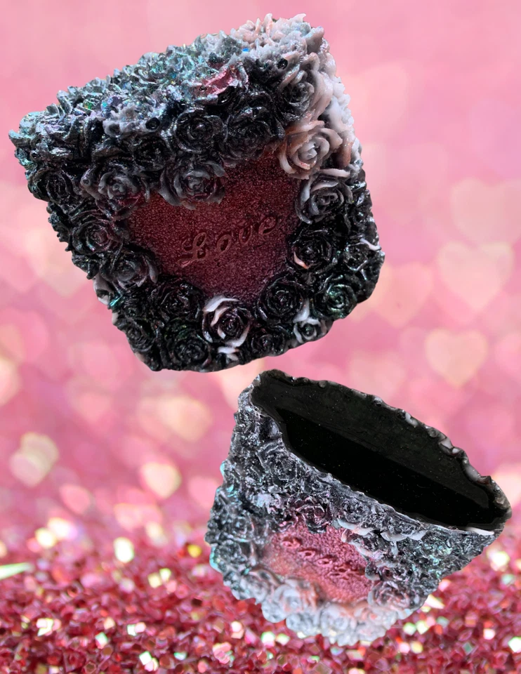 Decoração rosa feita à mão como presente no Dia dos Namorados - Imagem 1 de 1