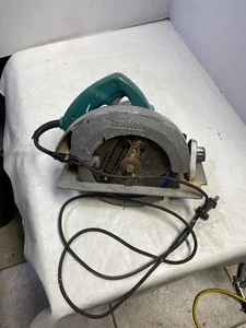 Makita 5007NB Akku-Kreissäge 7,25 Zoll 13A Made in Canada gebraucht getestet funktioniert. - Bild 1 von 13