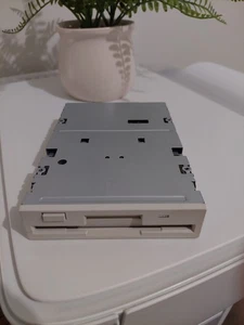 Panasonic JU-256A888P 3.5” 1.44MB Internal Floppy Disk Drive (Untested) no cable - Picture 1 of 3