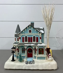 Avon Holiday Splendor Lighted Fiber Optic House 2001 Works - Picture 1 of 11