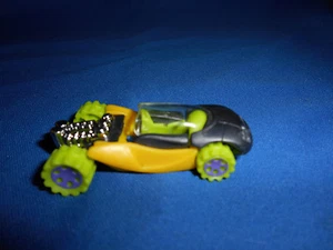 Hinged Chassis CYBERCAR Futuristic CYBER CAR Plastic Toy Vehicle Kinder Surprise - Picture 1 of 9