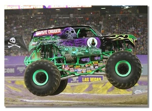 Monstertruck Druck Grabbagger Foto größere Federung und Reifen Abholung Poster - Bild 1 von 6