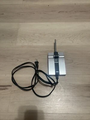 LINKSYS WRE54G ver 3 US WIRELESS G RANGE EXPANDER/EXTENDER WIFI REPETEAR - Image 1 of 4