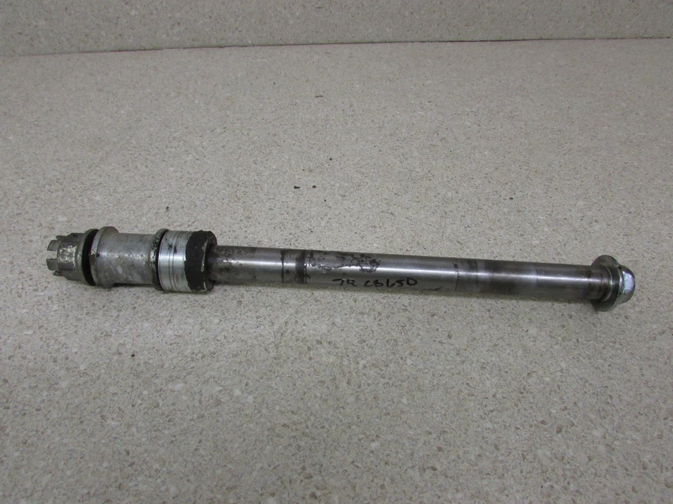 HONDA CB650 CB650C CB650SC NIGHTHAWK CB 650 REAR WHEEL AXLE 42301-426-000 - Image 1 of 1