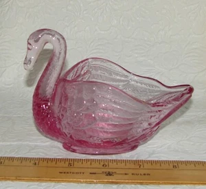 Vtg Lenox / Imperial Glass Swan Trinket Dish/Bowl, 1973-81, Rare Fuchsia Color - Picture 1 of 4
