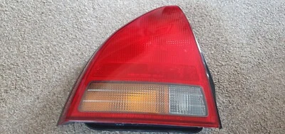 Luz trasera izquierda pasajero honda prelude mk4 bb1 bb4 1991-1996 043-1150 (a) ♻️ Foto 1 de 4