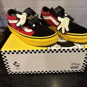 Vans Disney X Mickey Mouse Hands Old Skool Kids Sz 3 Kids Lightly Used - Picture 1 of 7