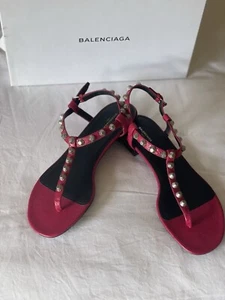 balenciaga - Picture 1 of 9
