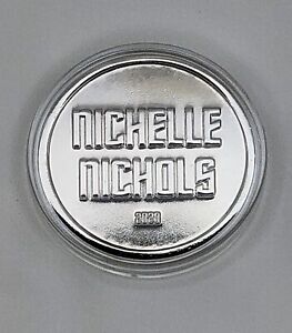 Nichelle Nichols - Star Trek - Commemorative Coin + Bonus Vintage 1990 Stickers