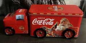 Camión de hojalata Coca Cola entrega Navidad con ruedas y dos compartimentos Santa - Imagen 1 de 8