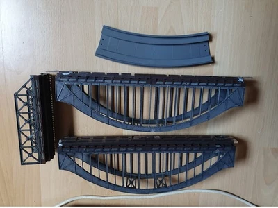 2 x Arch Bridge and Bridge HO Used - Image 1 of 4