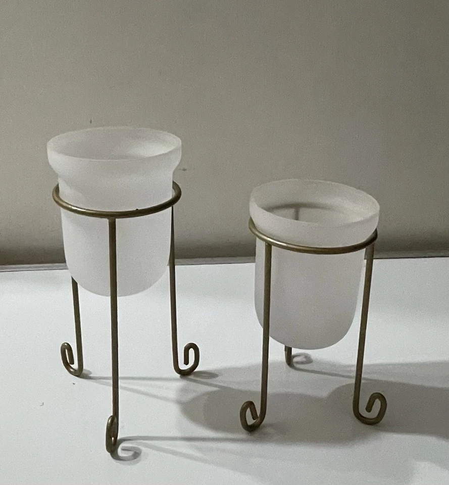 JUEGO DE 2 SOPORTES VOTIVOS DE VIDRIO ESMERILADO ALYSSA SOPORTE DORADO DECORACIÓN POPURRÍ Foto 1 de 3