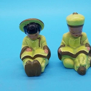2 VTG. salt & pepper shaker Boy & Girl Asian Figurines light green, Reading book - Picture 1 of 7