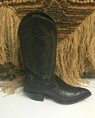 BOTAS OCIDENTAIS EXÓTICAS MARROM ESCURO GENUÍNAS FEMININAS J CHISHOLM tamanho 5,5 M - Imagem 1 de 4