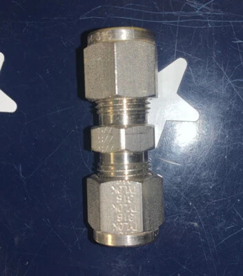 Tylok 3/8” Tube x 3/8” Tube 316L Stainless Steel Union Straight SS-6-DU SS-600-6 - Image 1 of 3