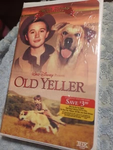 Old Yeller (VHS, 2002) Walt Disney Vault Collection Clamshell Brand New Sealed - Imagen 1 de 2