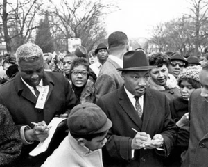 MARTIN LUTHER KING JR and JACKIE ROBINSON Glossy 8x10 Photo Black Rights Poster - Picture 1 of 1