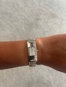 Alfred Dunhill Baby Facet Ladies Quartz Watch - for Smaller wrist - Picture 1 of 6
