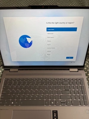 Lenovo Yoga 7 2in1 16" Ryzen 7 16GB 1TB (PEN, BAG, AND CHARGER INCLUDED) - Image 1 of 4