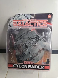 Battlestar Galactica Cylon Raider NEW Joyride Series 1 2004 BSG Model Toy Vtg - Picture 1 of 13
