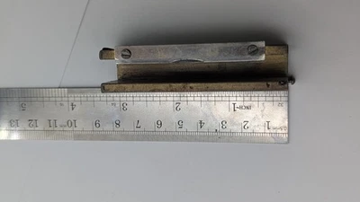 Adaptador de latón vintage Kingsley Hot Foil Machine tipo fuente soporte M69 Foto 1 de 4