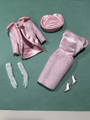 Barbie Rosa Almuerzo Moda ~ Solo Ropa 🌸 Foto 1 de 4