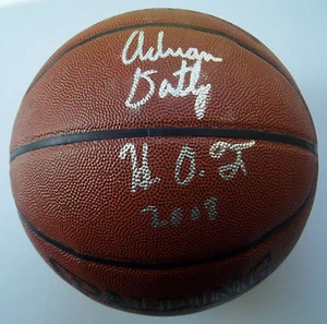 ADRIAN DANTLEY signiert Spalding Basketball mit "HOF 2008" Aufschrift Utah Jazz GAI - Bild 1 von 4