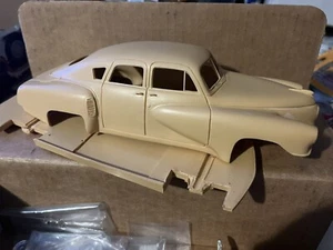 Modelhaus Tucker Torpedo Modellbausatz - Bild 1 von 3