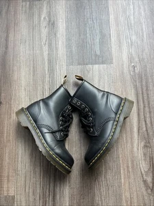 Dr Martens VEGAN 1460 FELIX LACE UP BOOTS Size US 5M - Picture 1 of 6