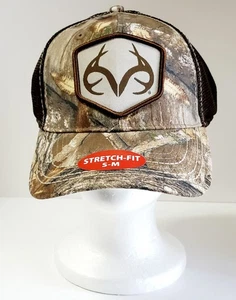 Realtree Stretch-Fit Hat Camo Sz S-M Fitted Mesh Cap Logo Patch Hunting Outdoors - Picture 1 of 5