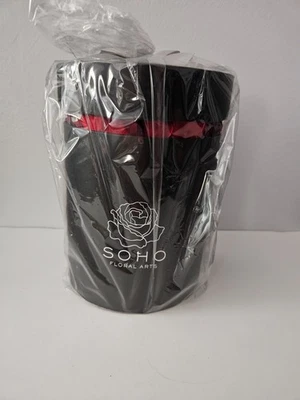 Flower Bouquet - 7 Real Red Roses  - Preserved Roses in a Round Box - Image 1 of 4