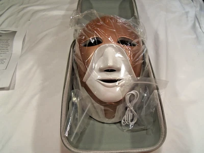Auténtica máscara de terapia de luz LED Cleopatra Spa - Enviada desde EE. UU. Foto 1 de 4