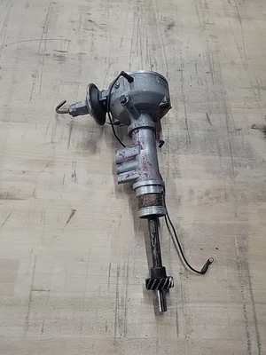 1957 Original Ford Thunderbird Tach Drive Distributor B7S-12127-D Fek-2127-B2  - Image 1 of 4