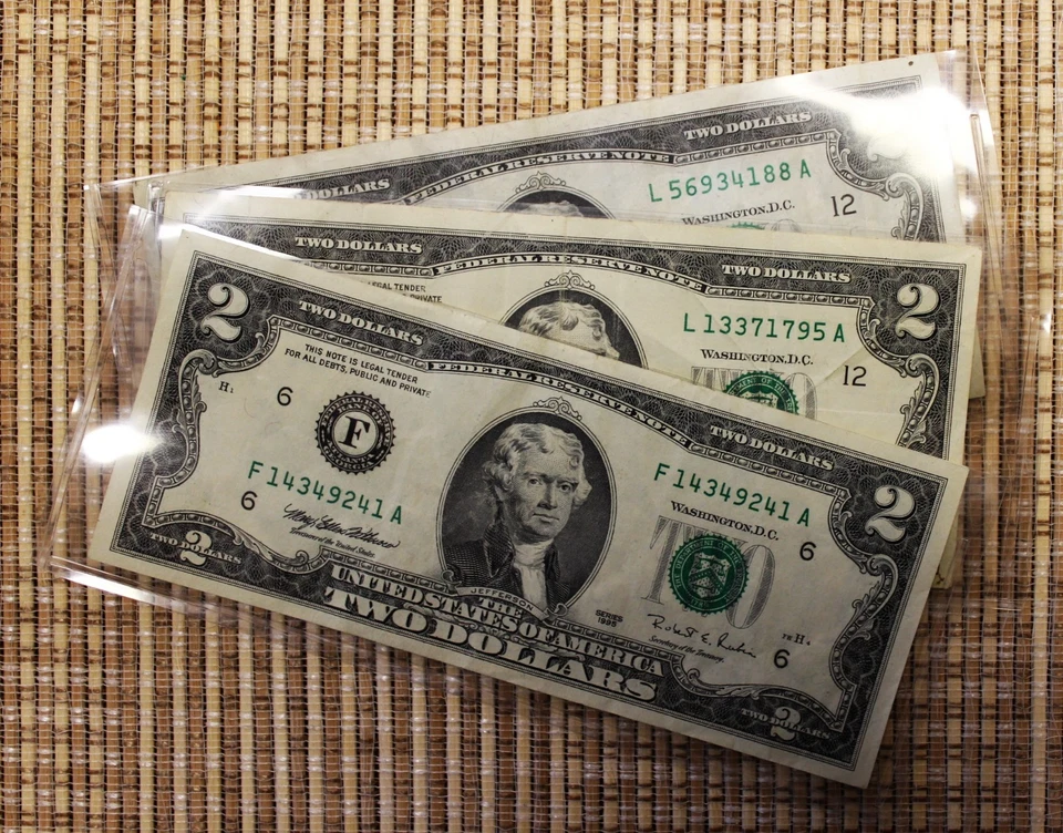 3 All Different Years-HIGHER Grade $2 Bills-1976/1995/2003-Read for free ship! - Image 1 of 4