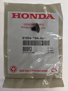 NUEVO OEM 100% Genuino Honda Clip Capó Sello 91504-TBA-A01 EN STOCK LISTO PARA ENVIAR - Imagen 1 de 3