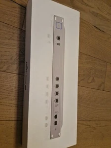 Ubiquiti Unifi Security Gateway Pro M/N: USG-Pro-4 Unifi USG PRO (Inc VAT) - Photo 1/7