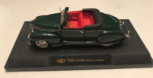 Signature / Lincoln 1939 Zephyr Convertible 1:32 Die Cast - Picture 1 of 6