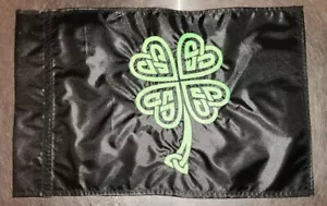10"X15" 4 HOJAS TRÉBOL CELTA Negro Bandera de Seguridad UTV ATV JEEP BOAT Bicicleta Kayak - Imagen 1 de 2