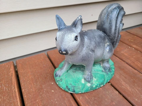 Large Vintage Gray Squirrel Cement Concrete Garden Statue 13.5" long Cover