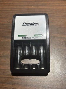 Energizer Ni-MH Battery Charger CHVCM3-NZ For AA AAA Batteries - Picture 1 of 2