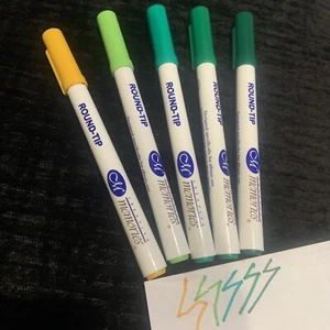 Creative Memories Round Tip Pens  Set of 5 Vintage Scrapbooking - Picture 1 of 2