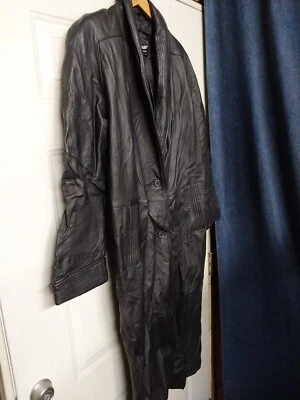 Pelle Studio Ladies Black Leather Trenchcoat Size M - Image 1 of 4