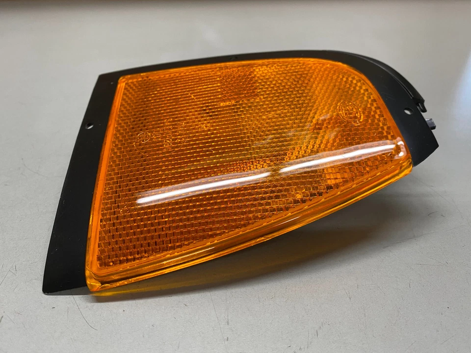 Conjunto de luces de señalización -447-941-626-B - para Audi 5000 / 200 y otros Foto 1 de 4